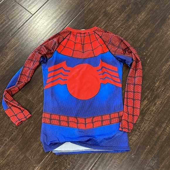 Spiderman long sleeve red/blue shirt sz M - Picture 3 of 3
